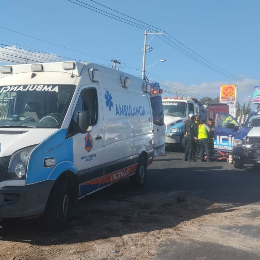 Patrulla De Corregidora Protagoniza Accidente Vehicular En Carretera